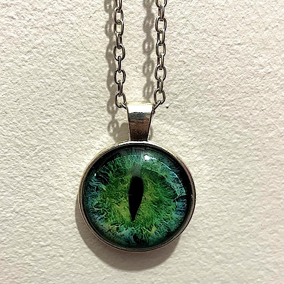 Cat Eye Glass Drop Style Jewelry Necklace - Picture 4 of 5